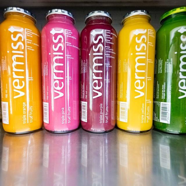 Vermisstensuche auf Smoothie-Flaschen