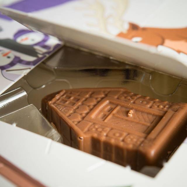 Schokolade in einem Adventskalender