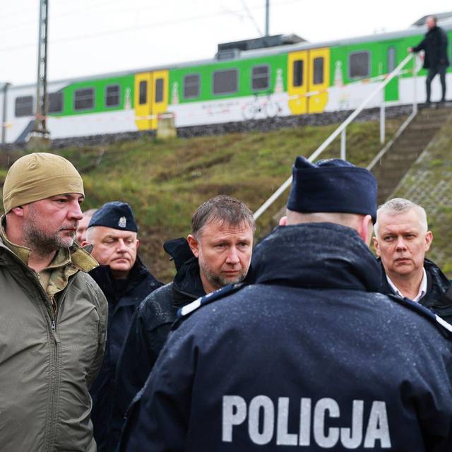 Bahnstrecke in Polen durch Sabotage beschädigt