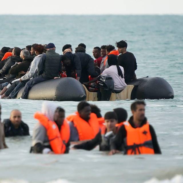 Frankreich will Schleuserboote im Ärmelkanal stoppen