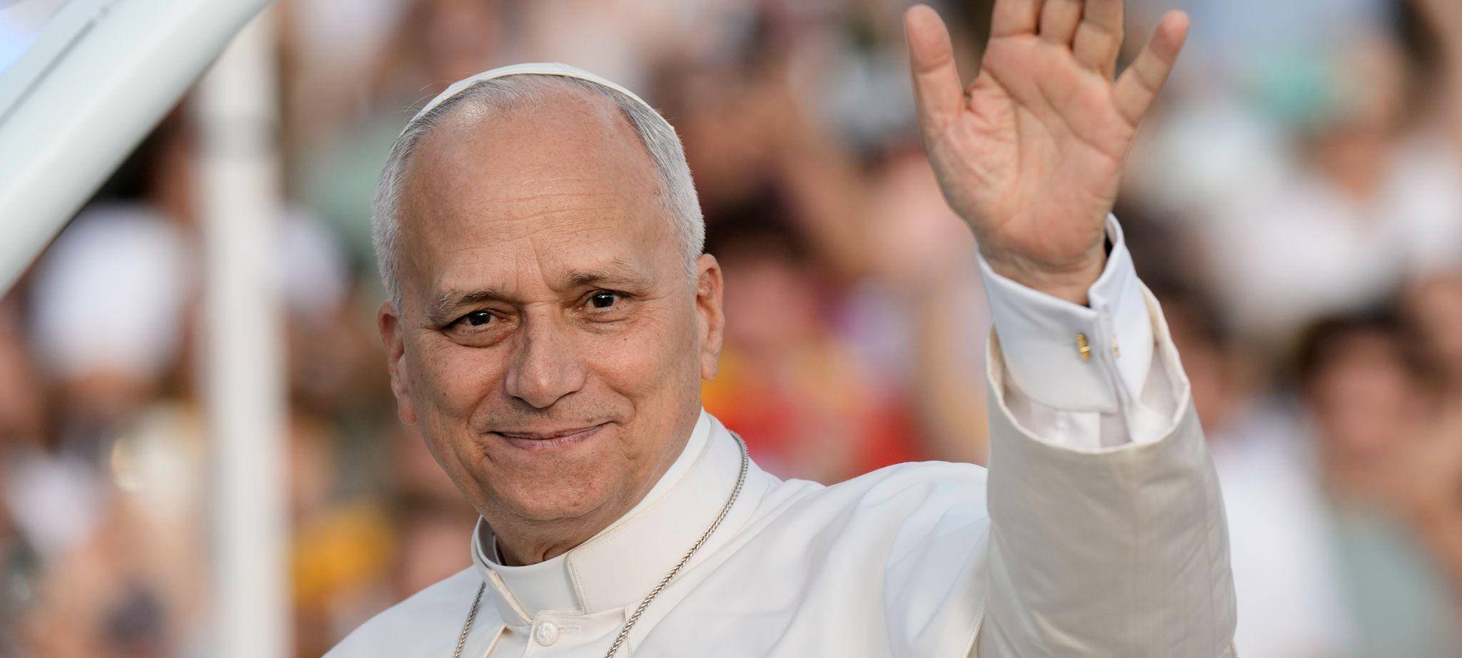 Papst Leo XIV. besucht Spanien - Olympiastadion