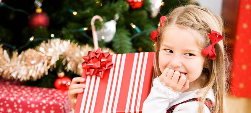 Witten: Weihnachtsgeschenke im Schuhkarton