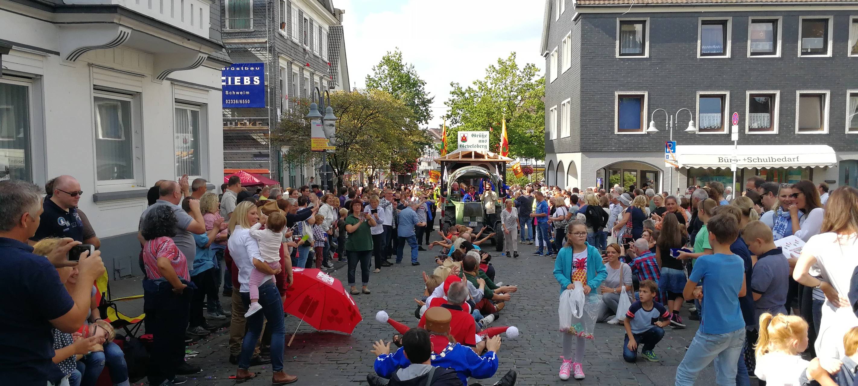 Heimatfest ausgelassen aber friedlich