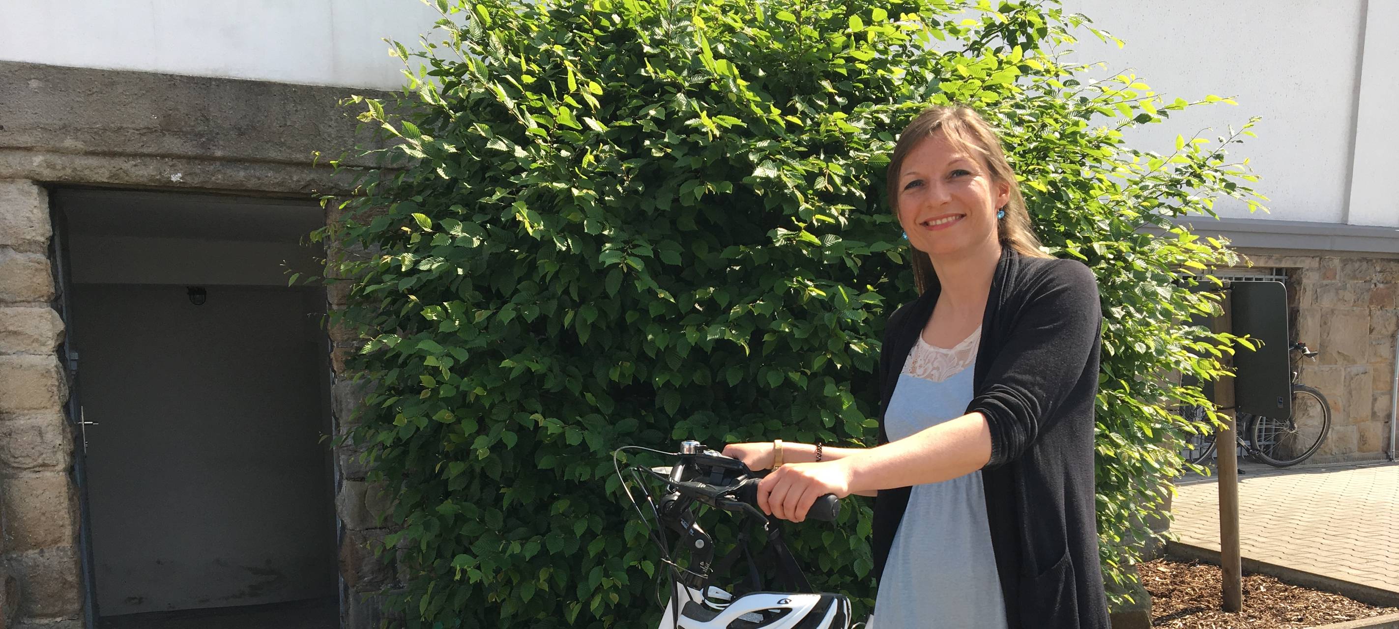 Sonja Eisenmann ist die Klimaschutzbeauftragte der Stadt Witten und sie nimmt an der Aktion Stadtradeln teil. Jeden Tag fährt sie von Dortmund nach Witten-Annen mit dem Fahrrad zur Arbeit.