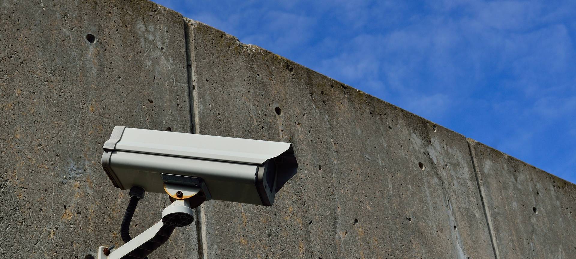 Toilettenüberwachung an Gymnasium ist unzulässig