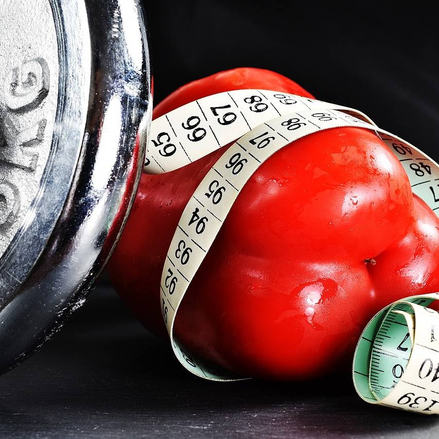 Ernährung und Sport sind am Wichtigsten beim Abnehmen.