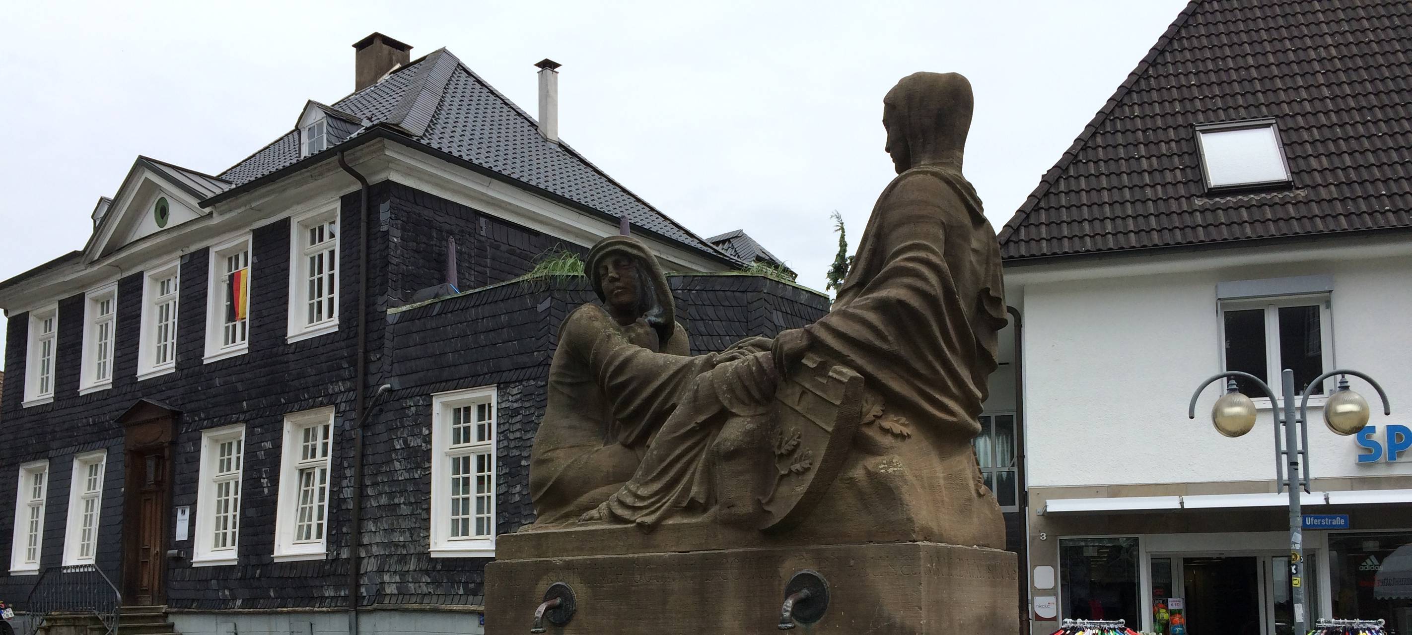 Herdecke: Demo mit Lichterkette