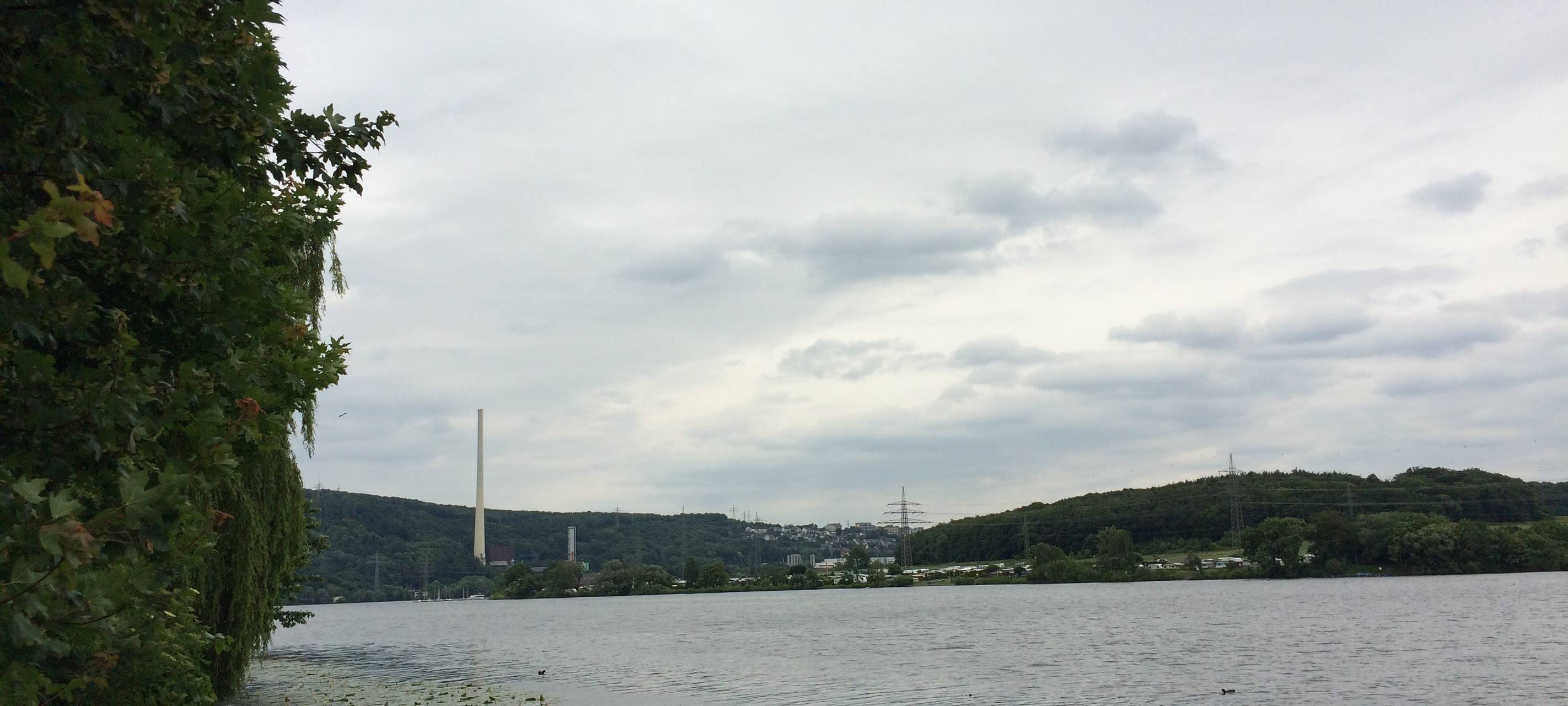 Ölfilm auf der Ruhr