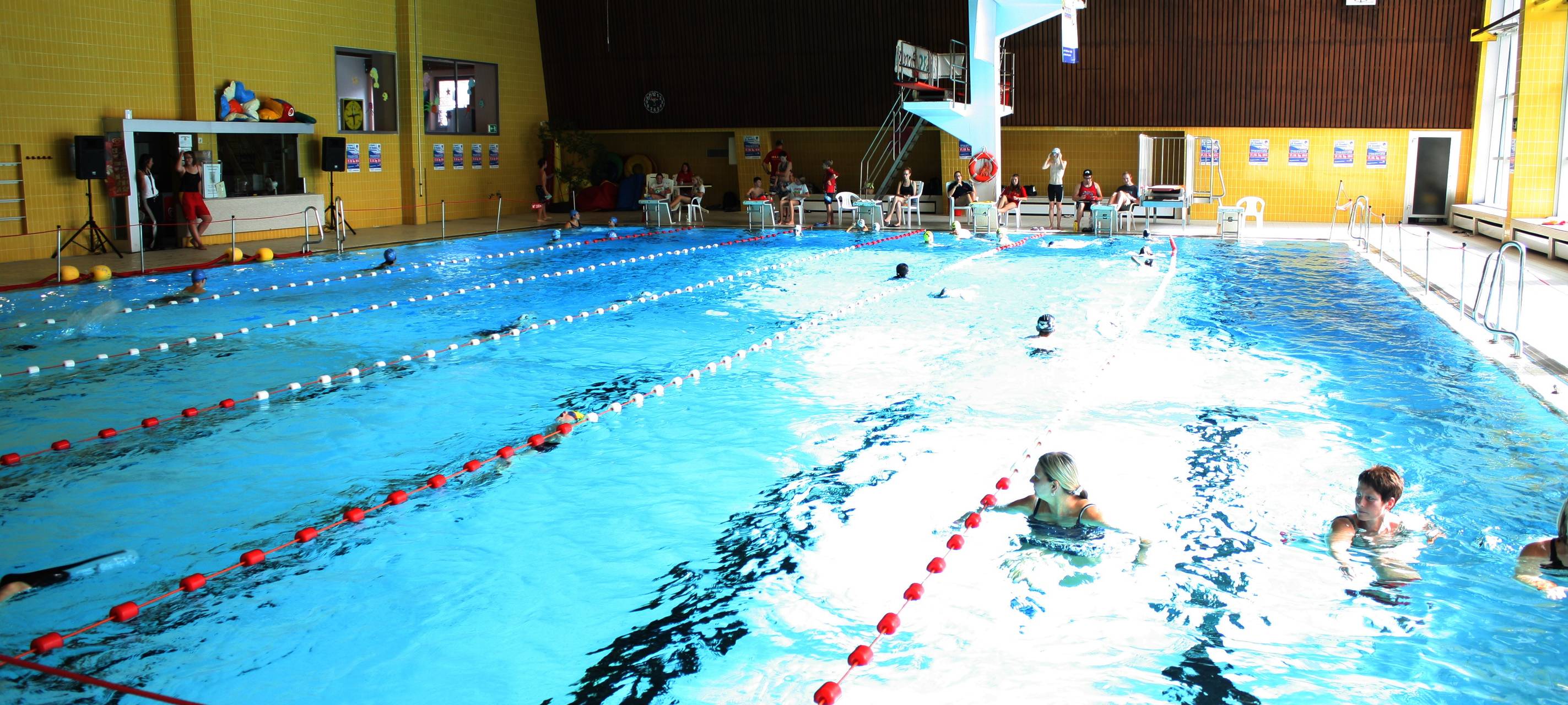 Hallenbad Wetter erst im September