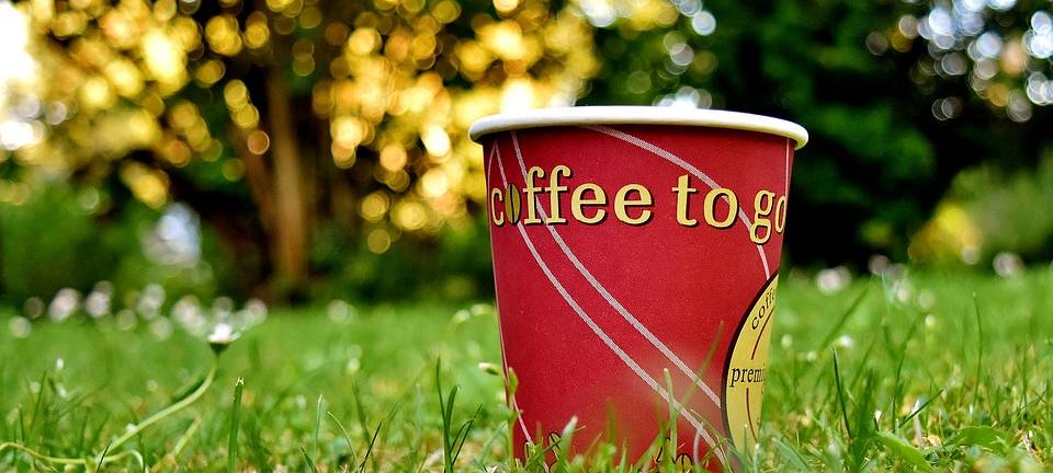 Weniger Pappbecher und Plastikflaschen