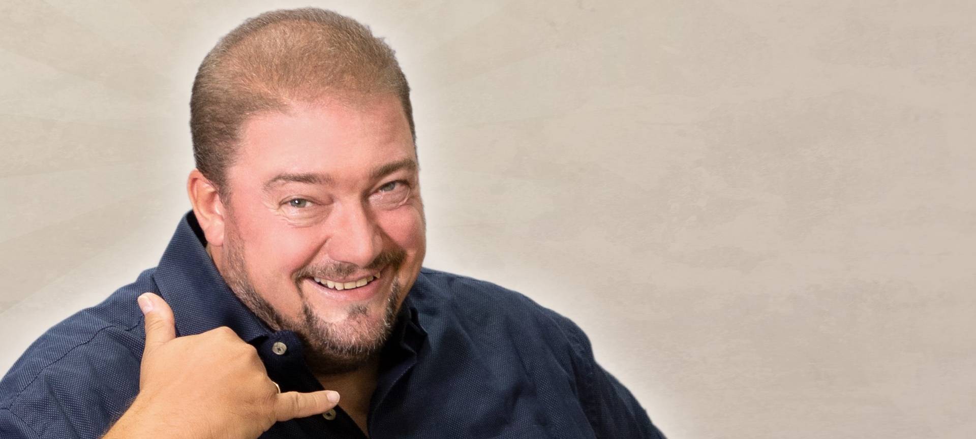 Elvis Eifel - "X fürn U (Tisch)"