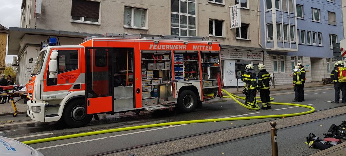 Feuerwehr löscht Brand in der Innenstadt