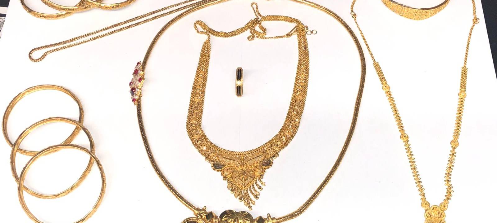 Goldschmugglerin aus dem Kreis aufgeflogen