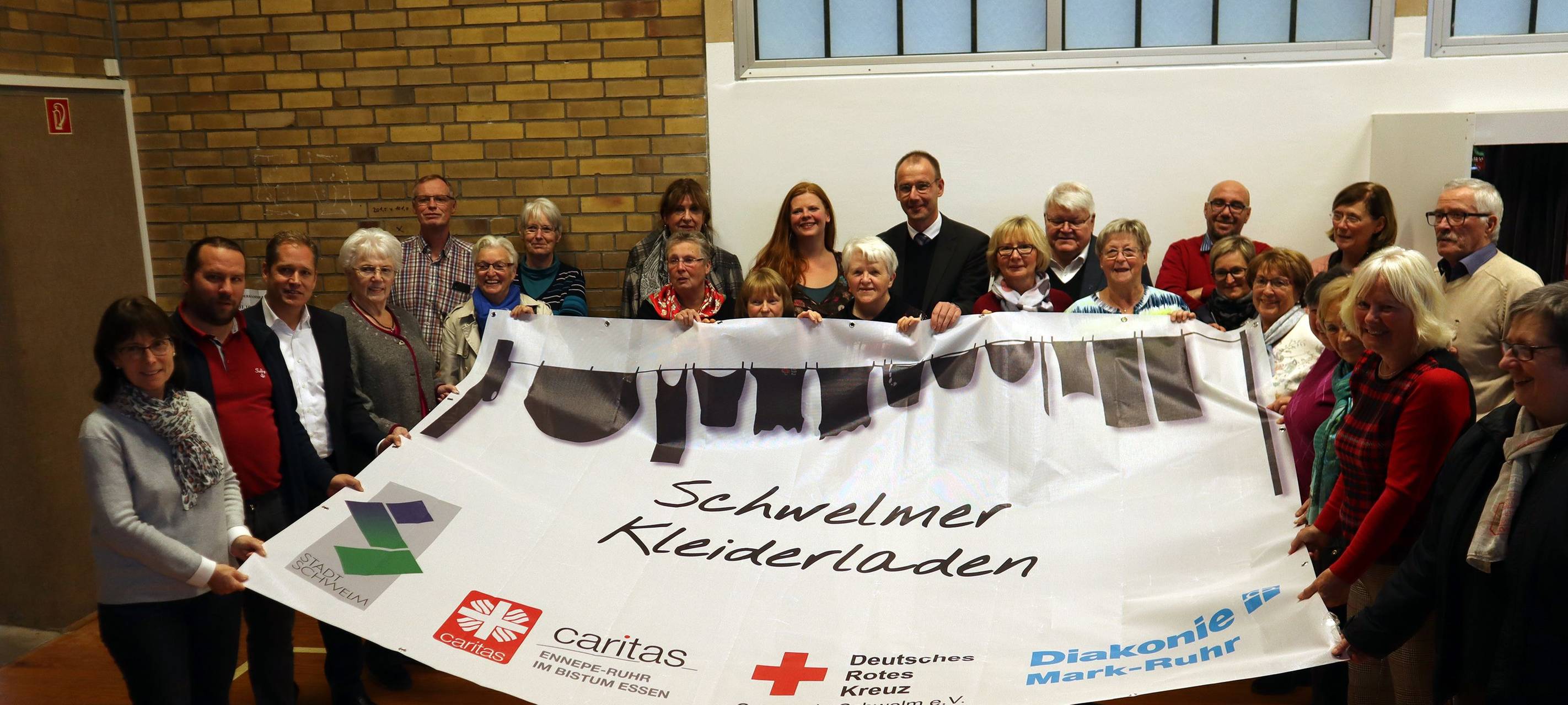 Kleiderladen offiziell eröffnet