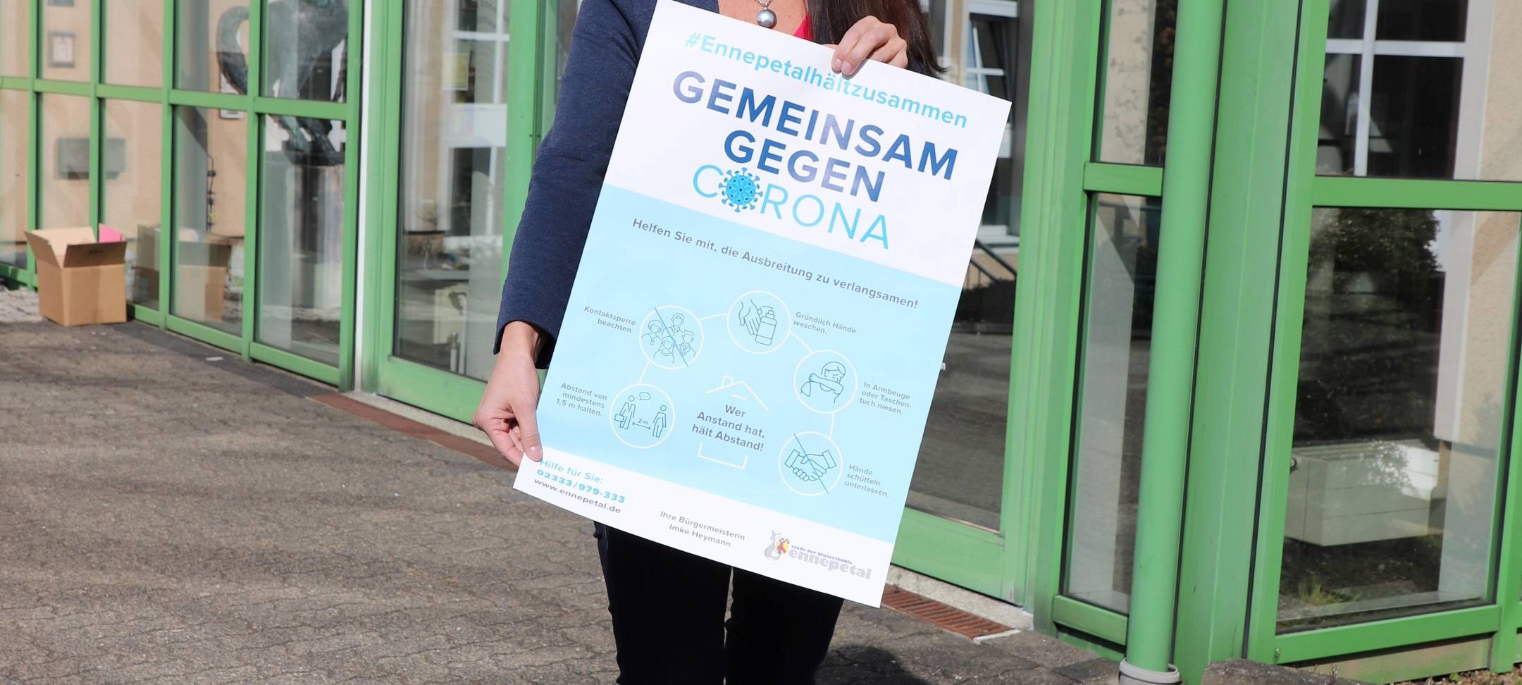Stadt setzt auf Plakate gegen Corona