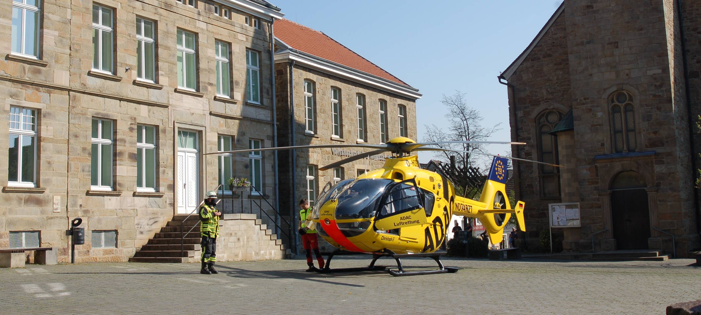 Rettungshubschrauber landet in Blankenstein