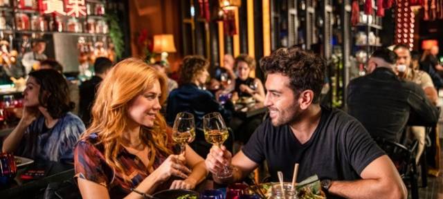 Autokinos im Kreis eröffnen