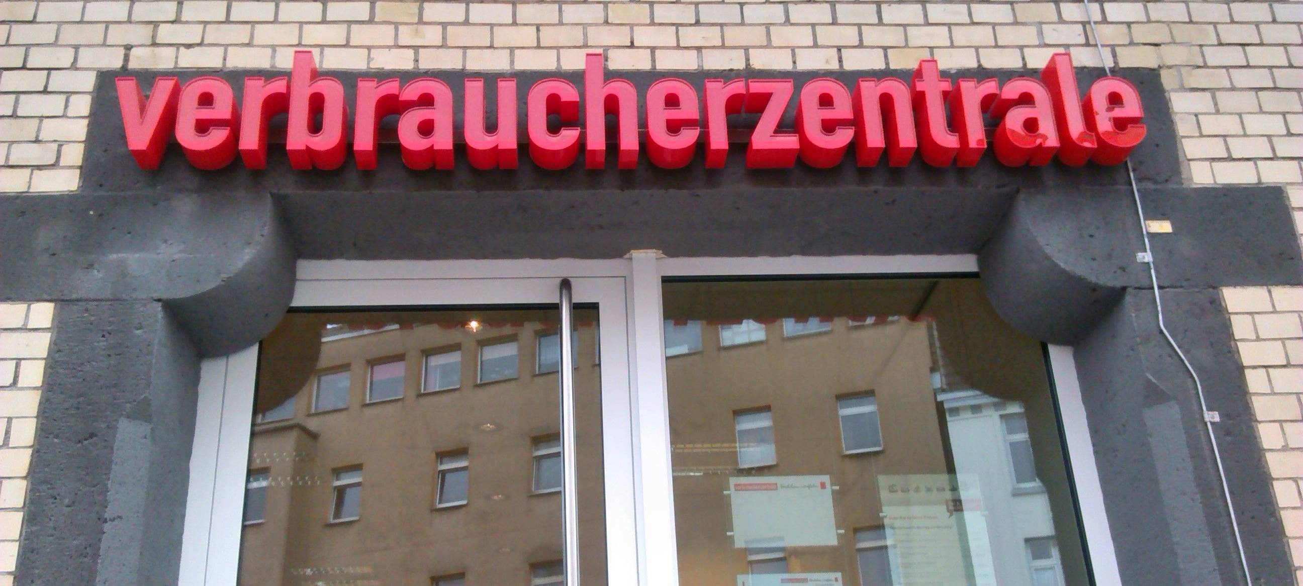 Verbraucherzentrale stellt sich auf Corona-Fragen ein