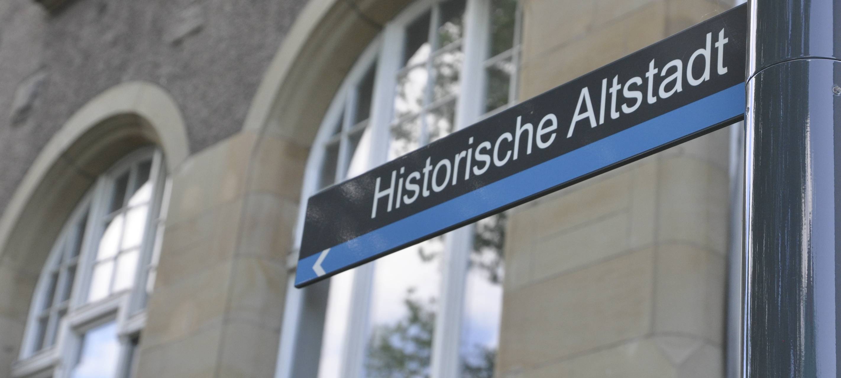 Verwaltung erneuert Altstadt-Wegweiser