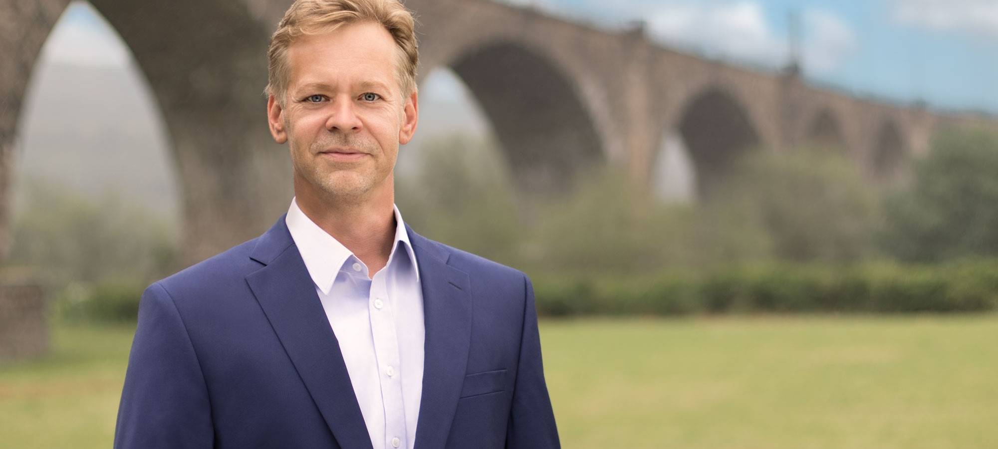 Wahlsieger bereitet Amtsübernahme vor