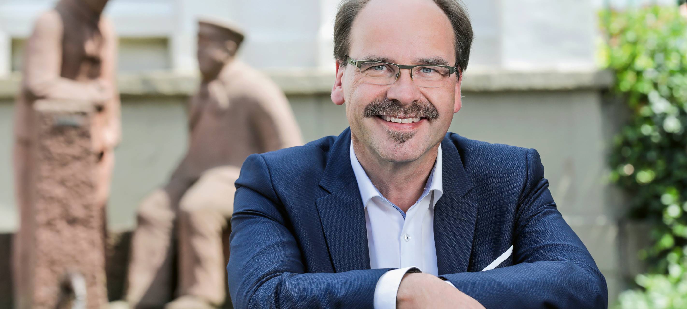 Stichwahl: Stephan Langhard oder Philipp J. Beckmann