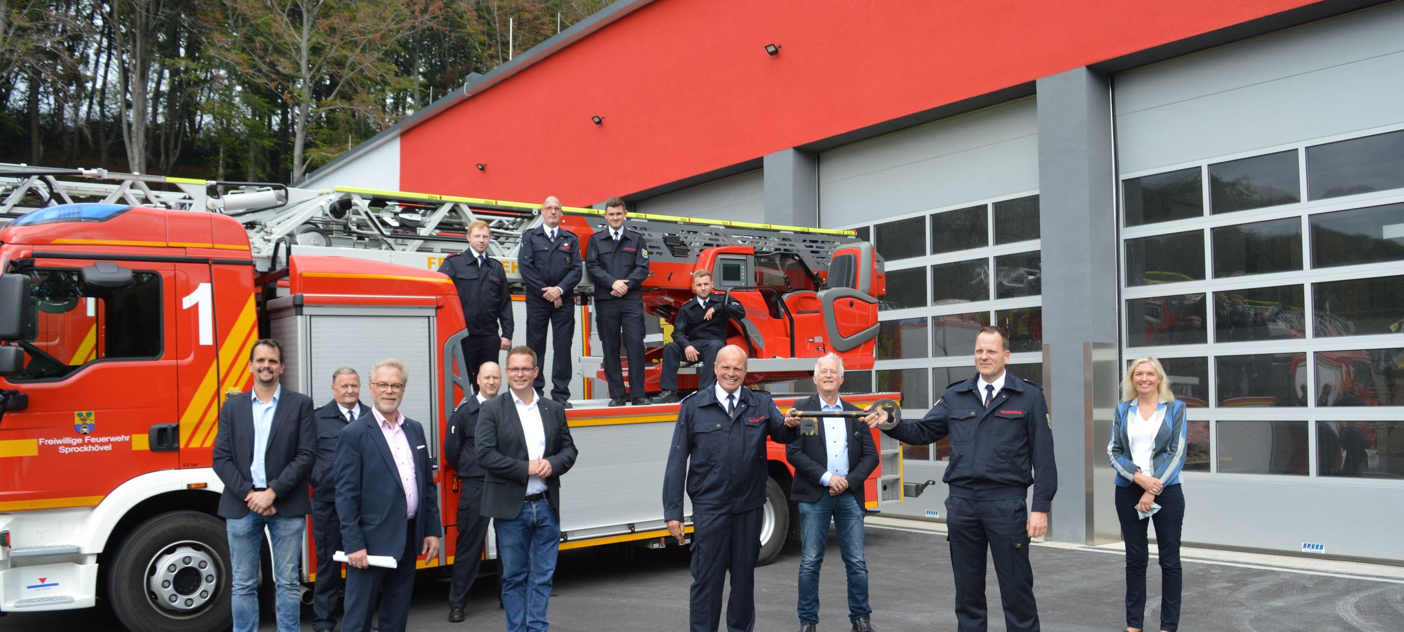 Neue Feuerwache übergeben