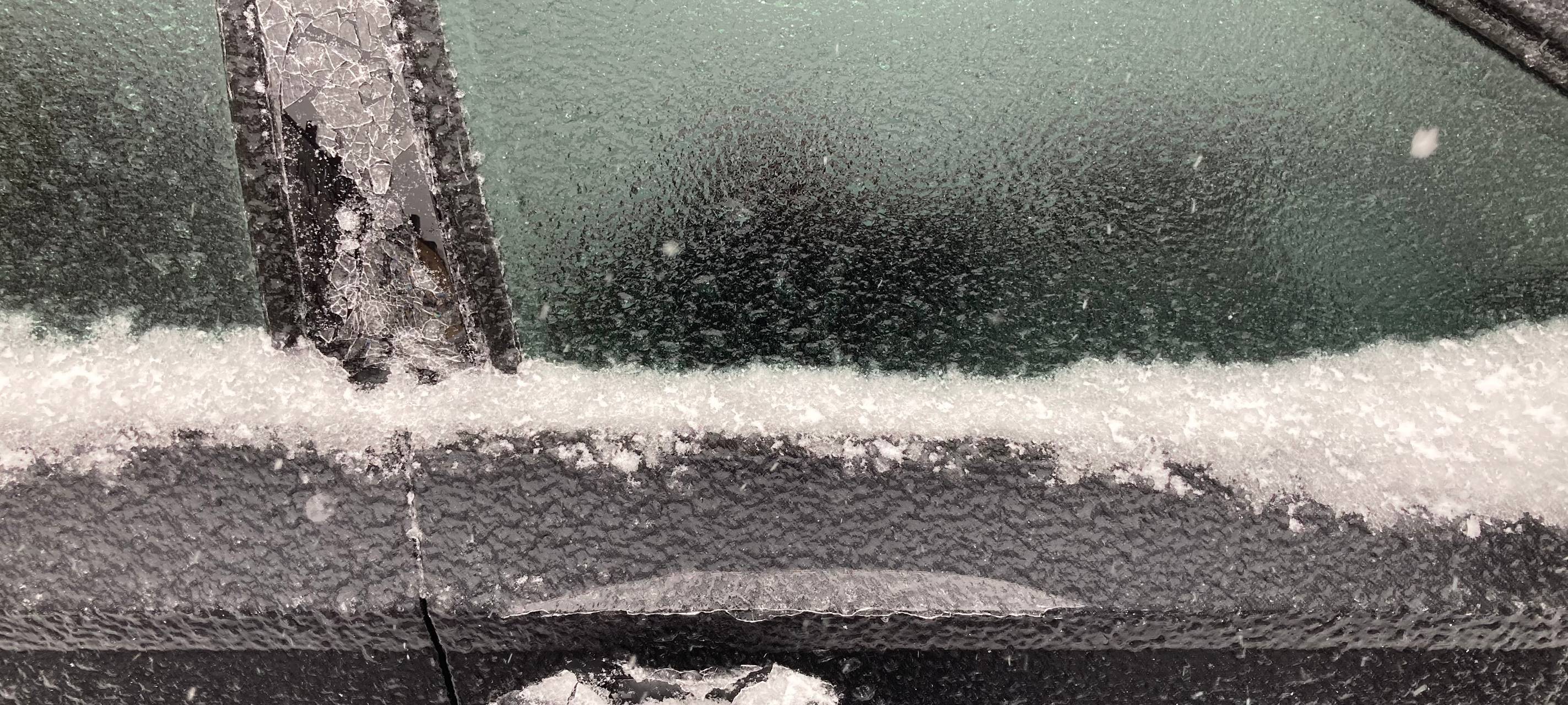 Kaum Unfälle - Winterdienste im Dauereinsatz