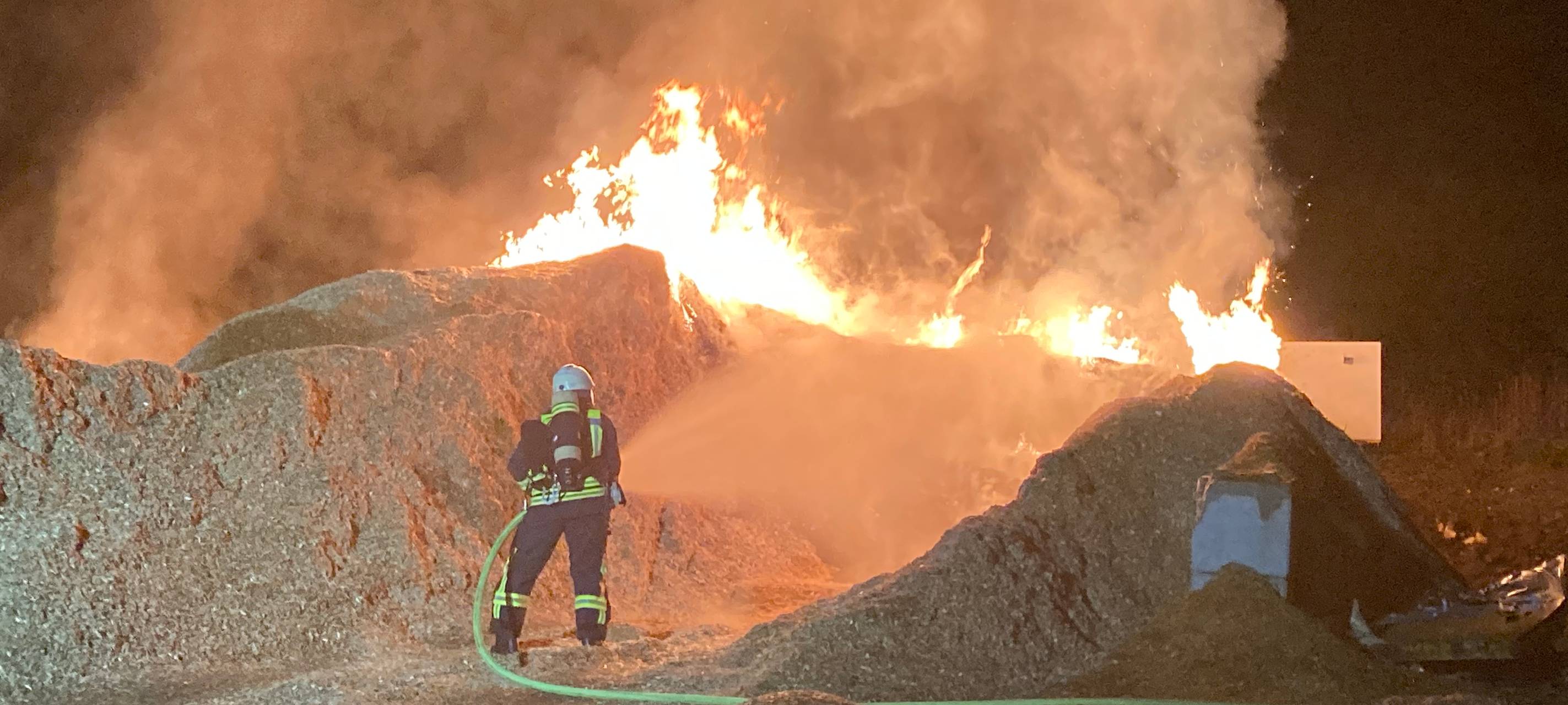 Feuer an Hattinger Gemüsescheune