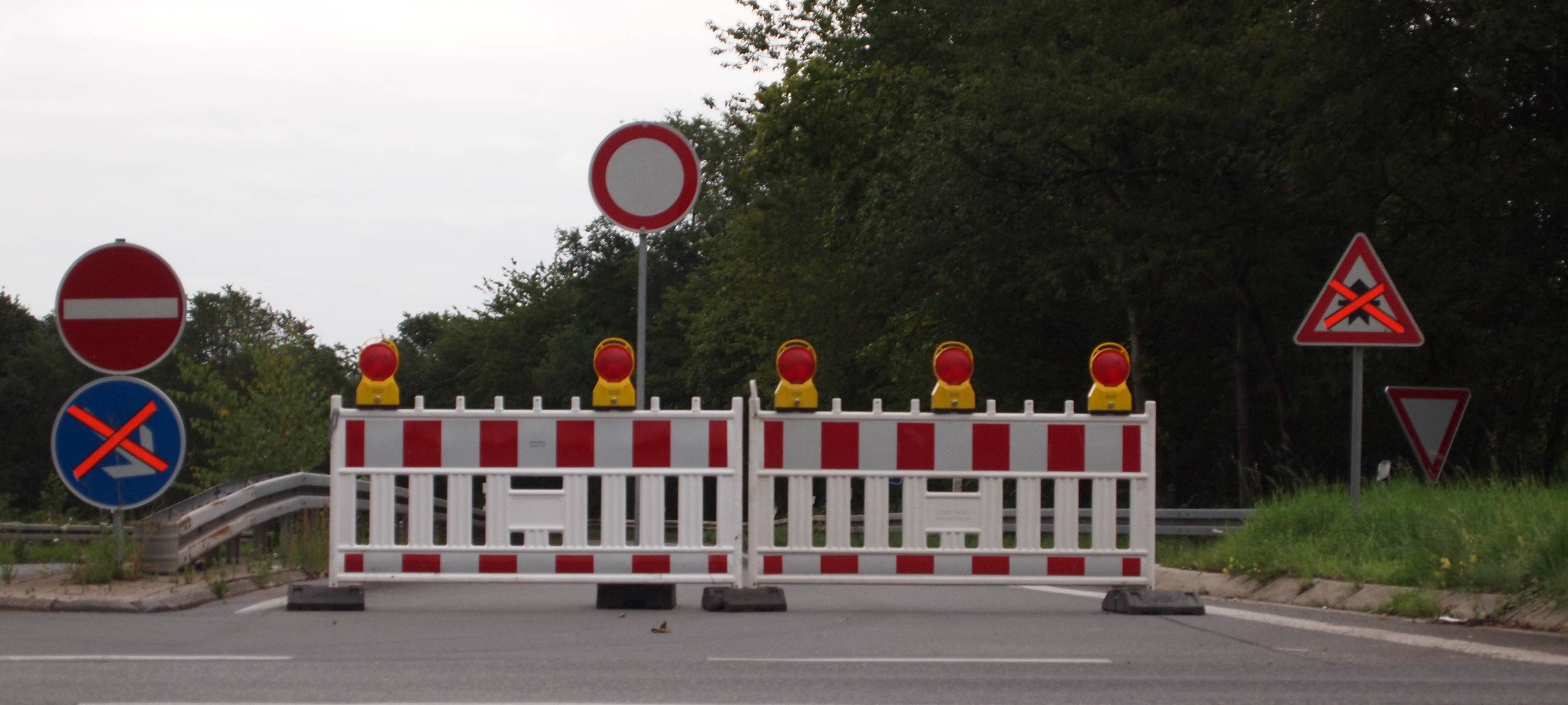 Sperrungen im Kreuz Bochum