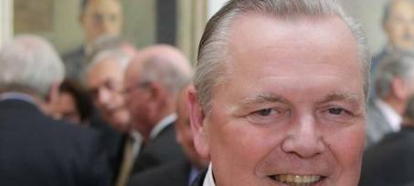 Alt-Bürgermeister Ulrich Schmidt ist tot