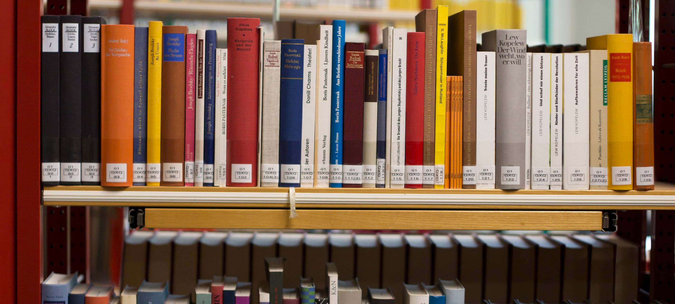 Uni Witten/Herdecke verschenkt 25.000 Bücher