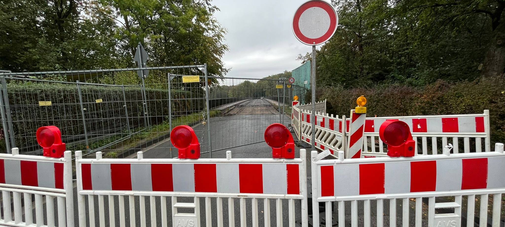 Brückensprengung am Kreuz Wuppertal-Nord