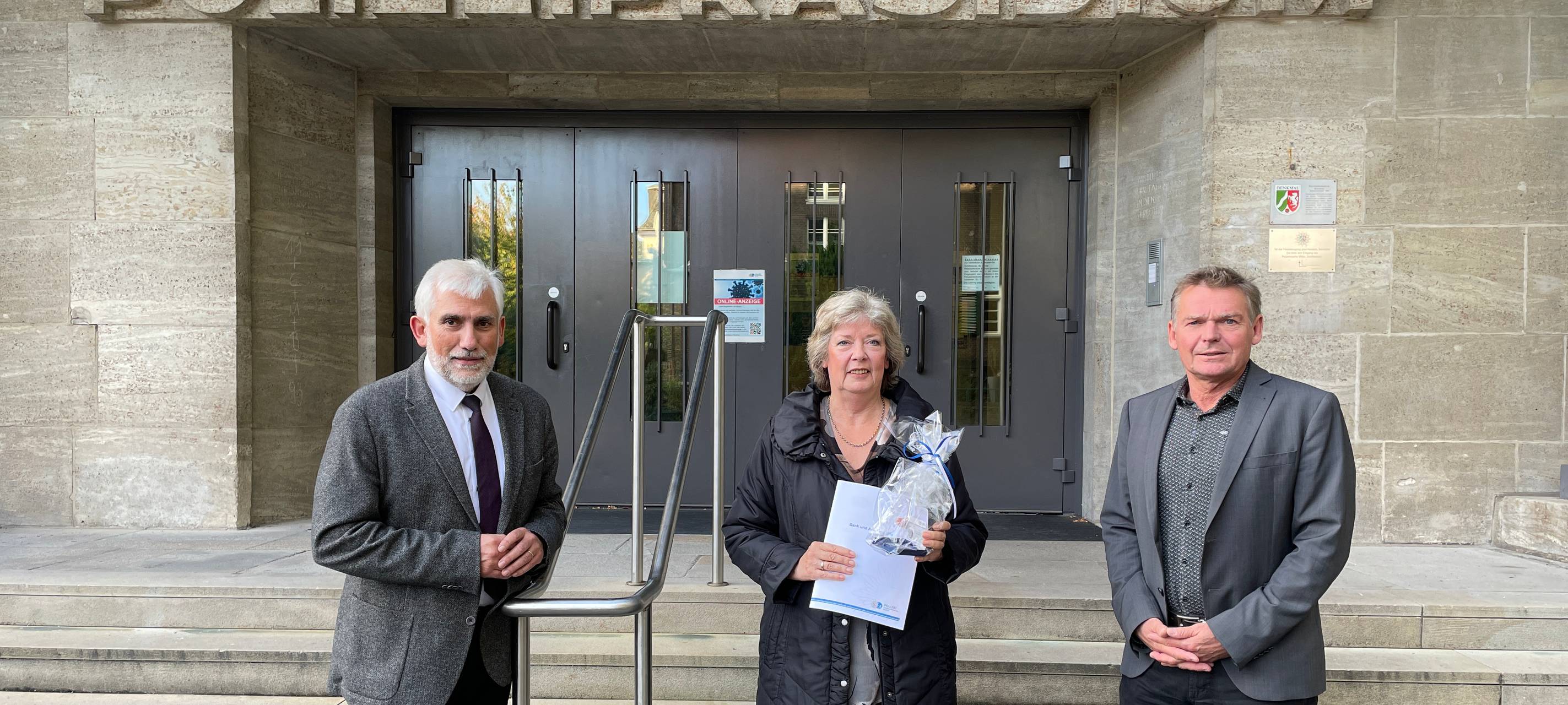 Polizeiehrung: Wittenerin überführt Betrüger