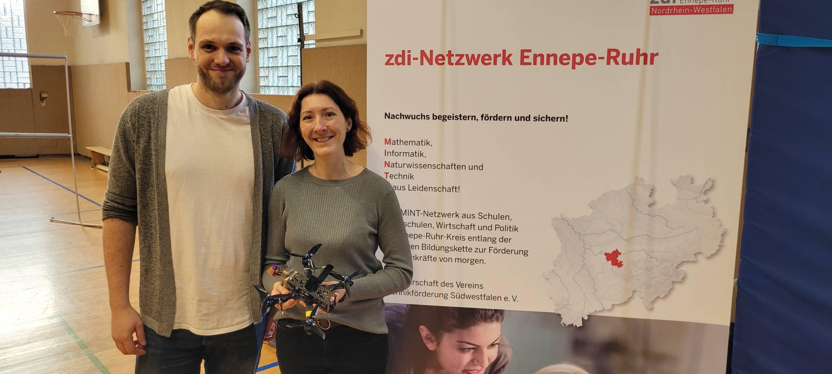 An Wittener Ruhr-Gymnasium werden Drohnen gebaut