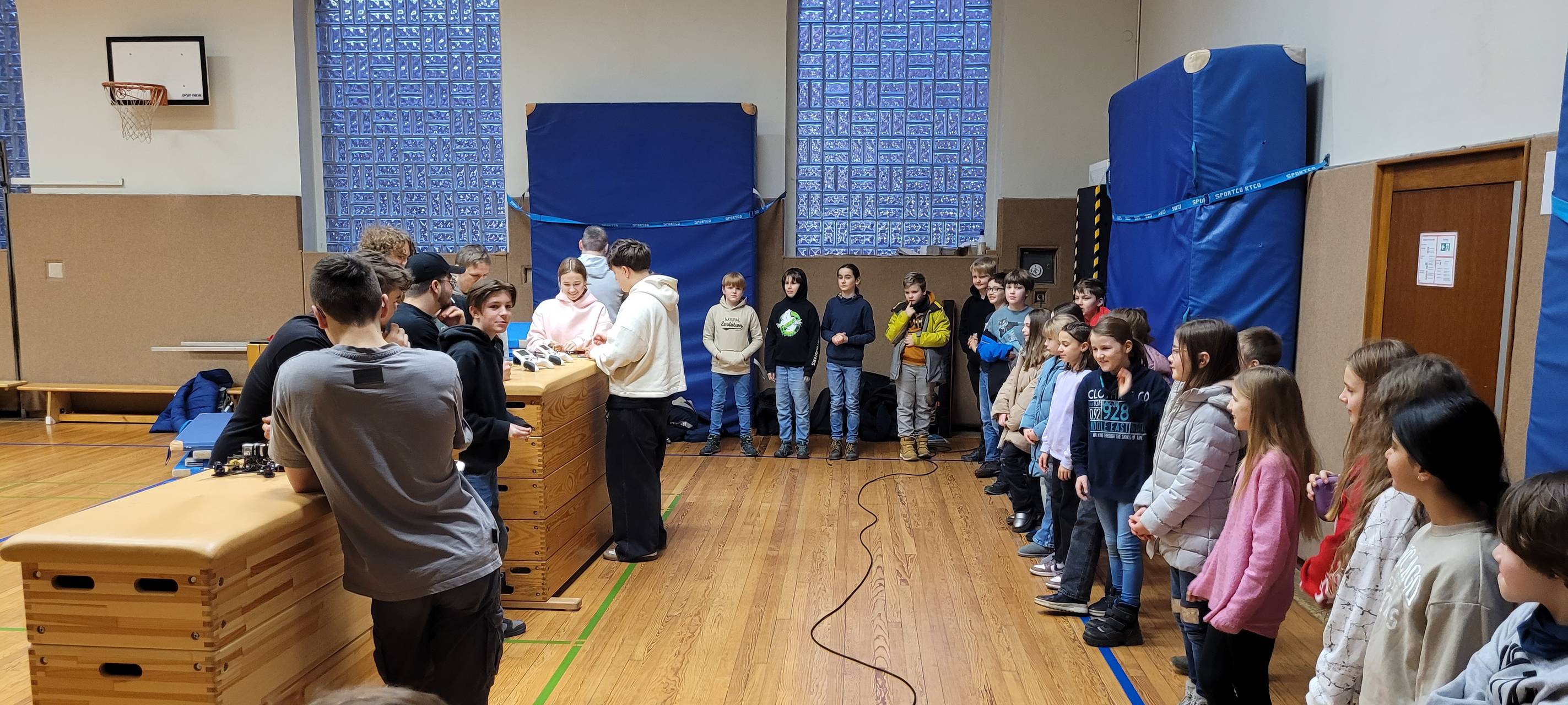 An Wittener Ruhr-Gymnasium werden Drohnen gebaut