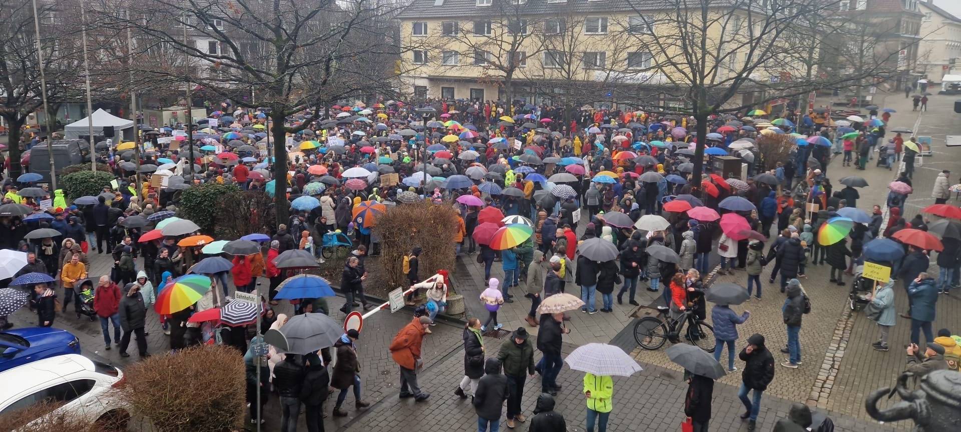 Weitere Demos gegen Rechts