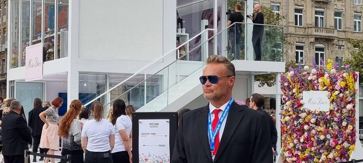 Zwei Schwelmer beschützen Promis