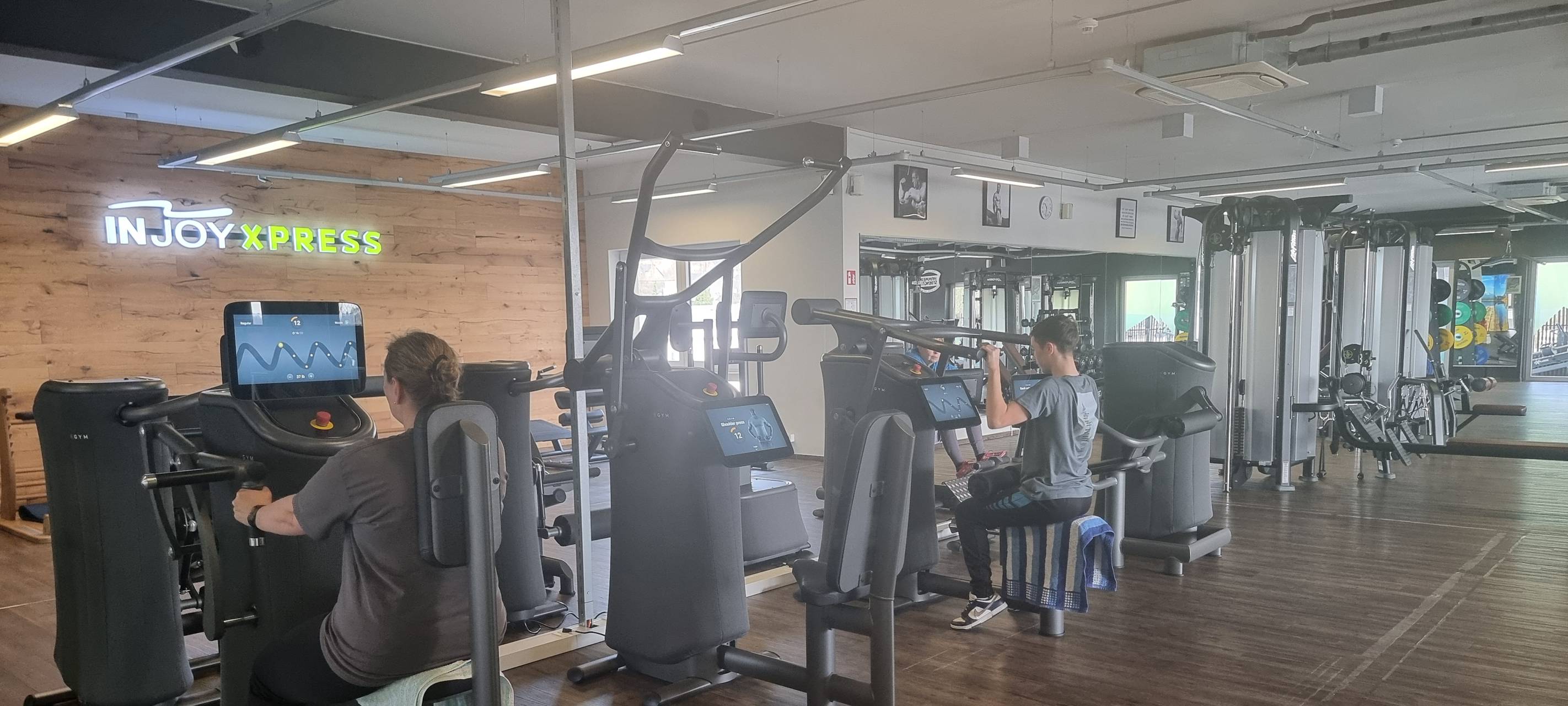 INJOY Xpress Herdecke unterstützt Aktion Lichtblicke