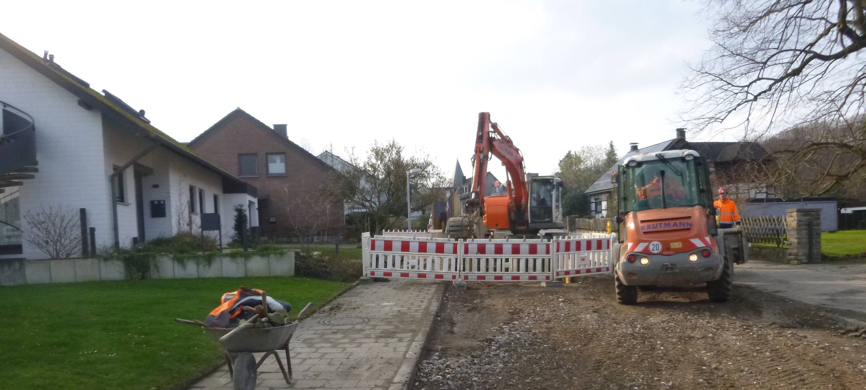 Herdecke: Kirchender Dorfweg auf der Zielgeraden