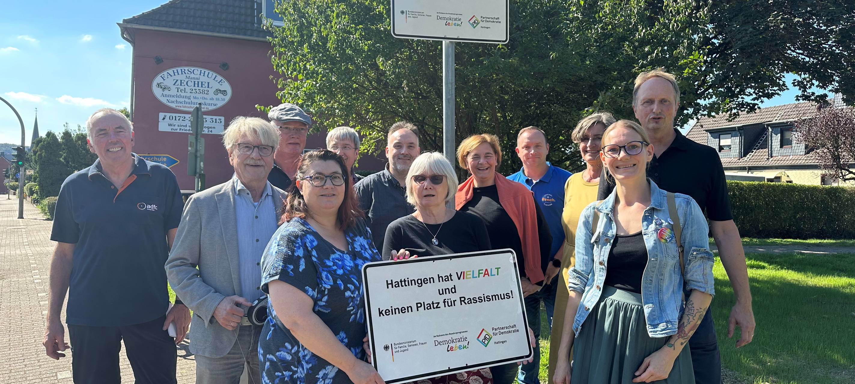 Wetter und Hattingen haben Schilder gegen Rassismus