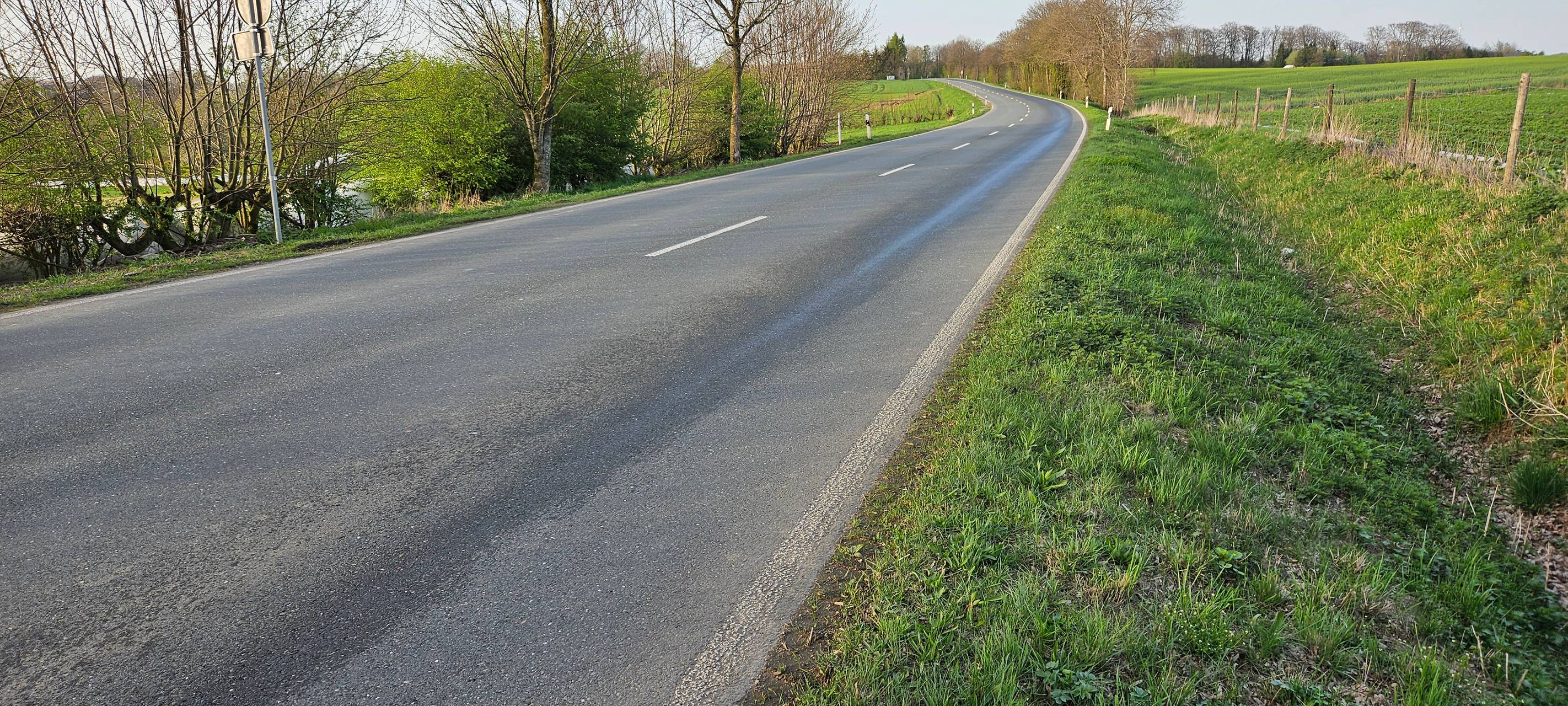 Stundenlange Ölspur-Beseitigung