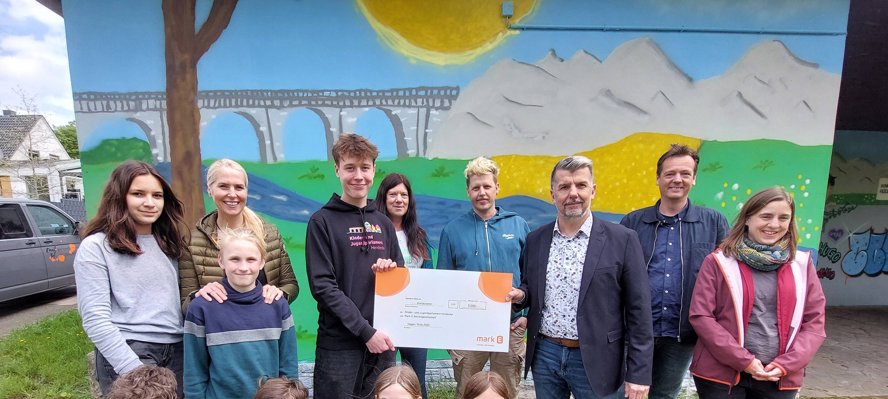 Herdecke: Graffiti verschönert Spielplatz