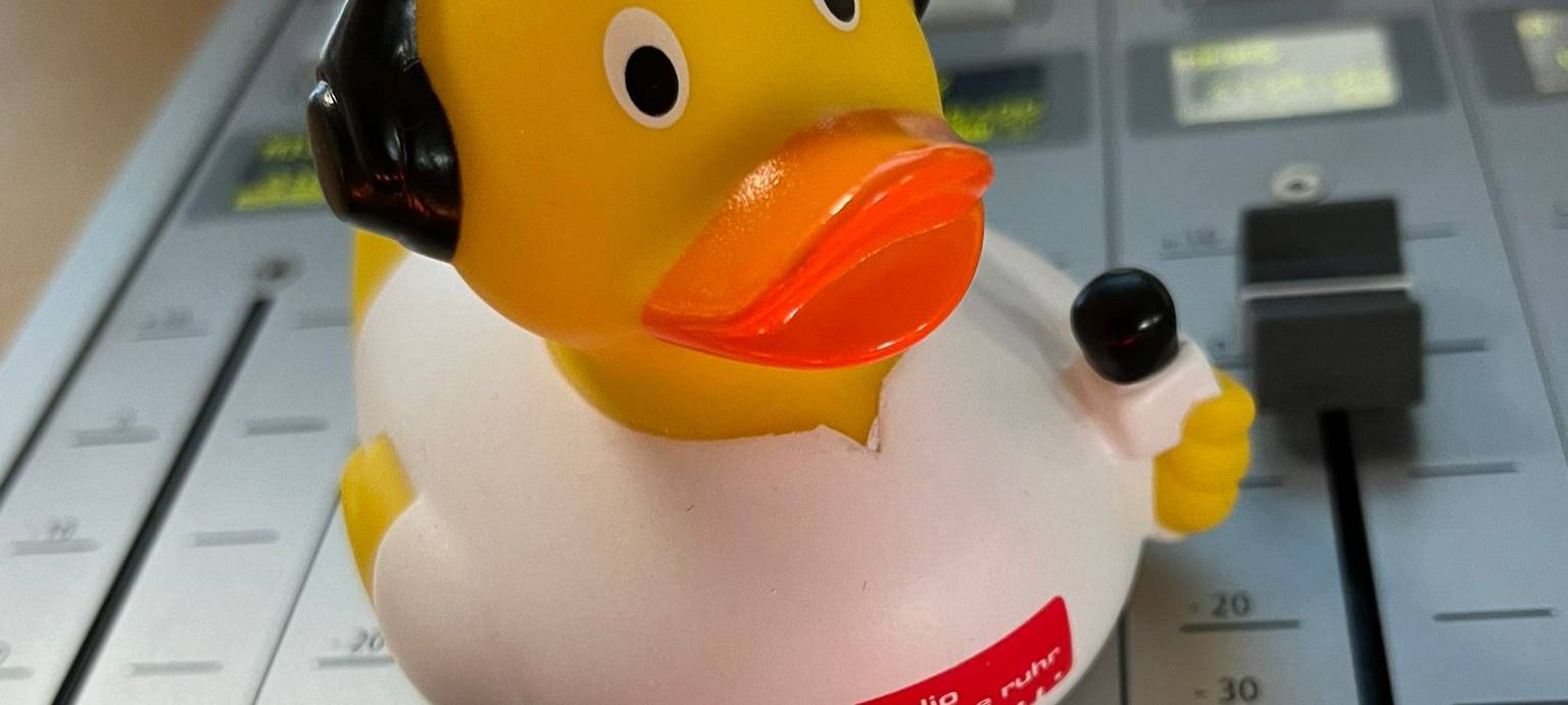 Radio Ennepe Ruhr verschenkt Eis bei Wittener Zwiebelkirmes