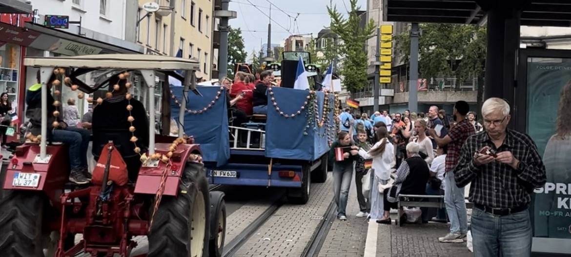 Gratis-Eis bei Wittener Zwiebelkirmes