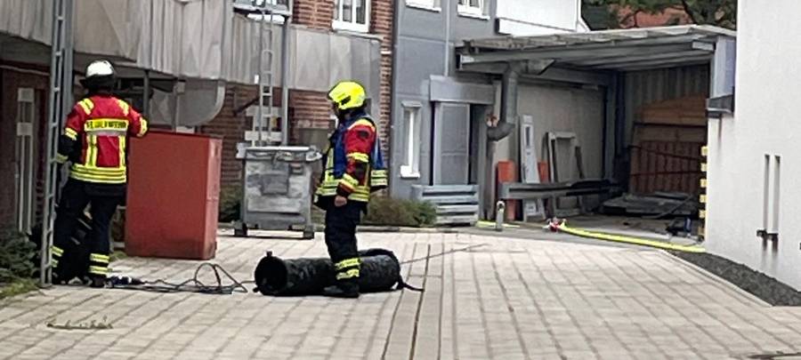 Technischer Defekt löst Brand in Chemiefirma aus