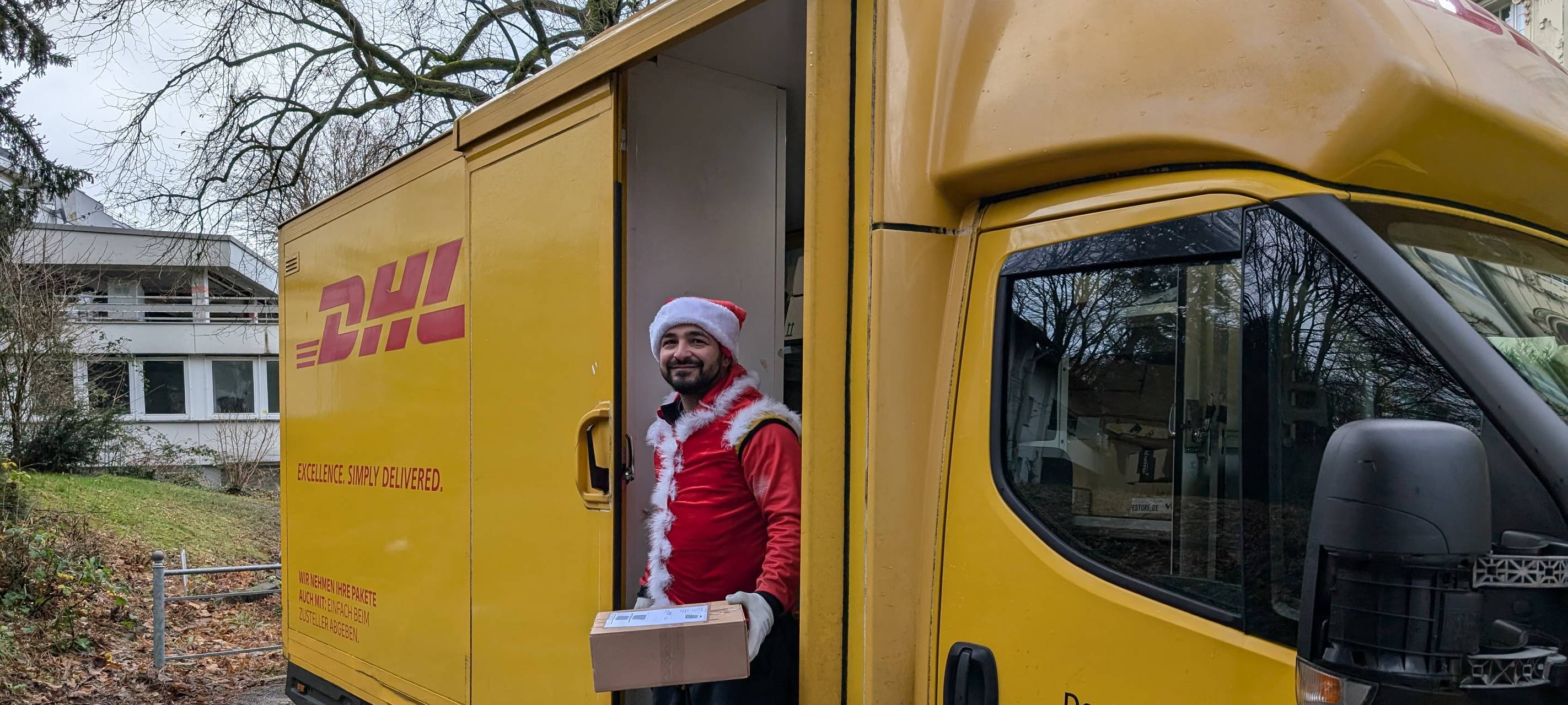 So bringt DHL kurz vor Weihnachten eure Geschenke