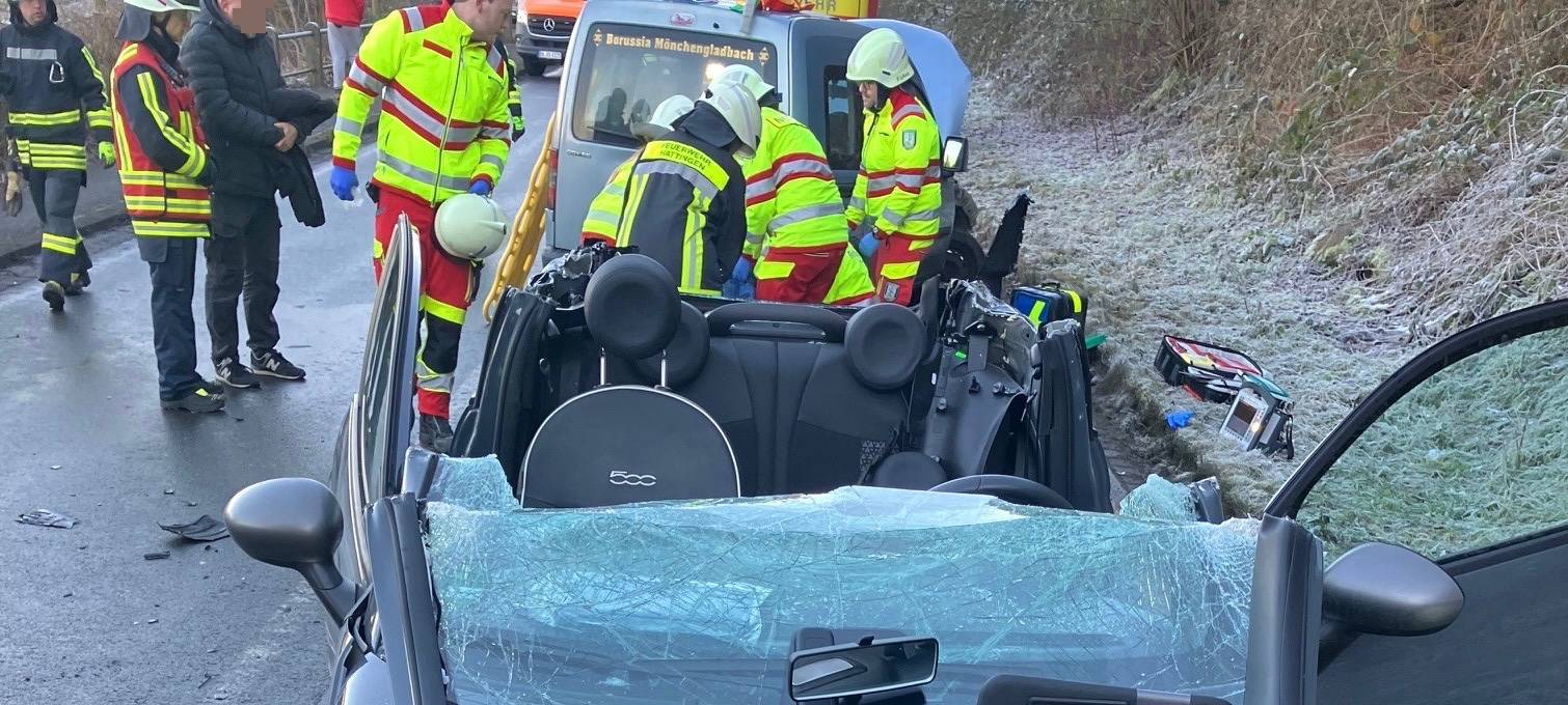 Hattingen: Unfall mit vier Autos