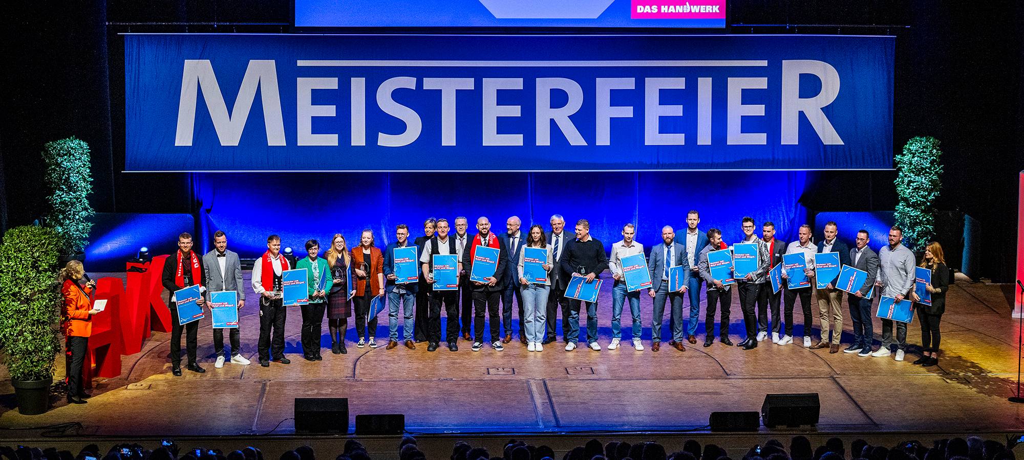 Schwelmer Schneidermeisterin ausgezeichnet