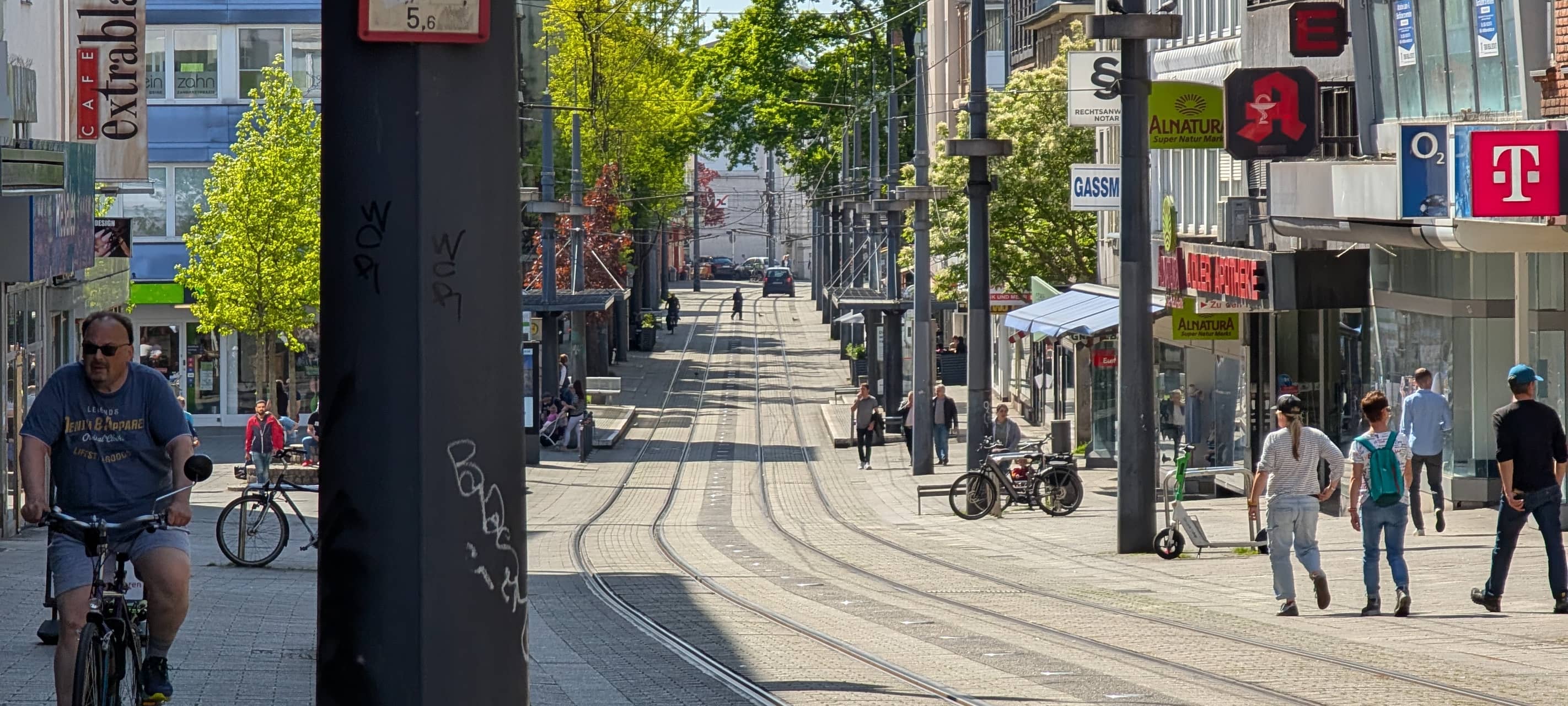Witten: Jugendliche rauben alte Frau mit Rollator aus