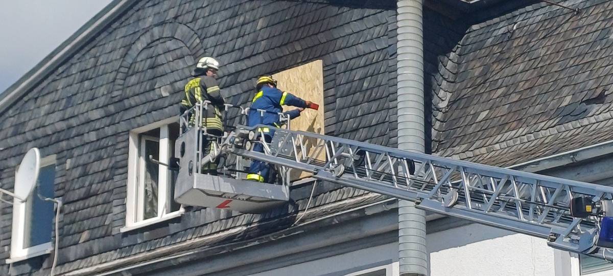 Frau stirbt bei Wohnungsbrand in Wetter